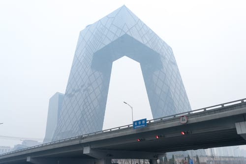 説明:中国北京のCCTV大楼。 説明:中国北京のCCTV大楼。