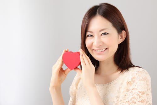 説明: 1 年経った女性は、心形の帽子をかぶっています。
关键词:中国 説明: 1 年経った女性は、心形の帽子をかぶっています。
关键词:中国