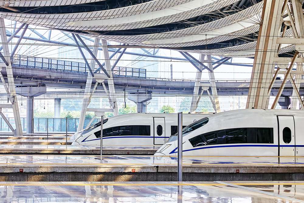 2 列の火車が中国の火車基地にあります。